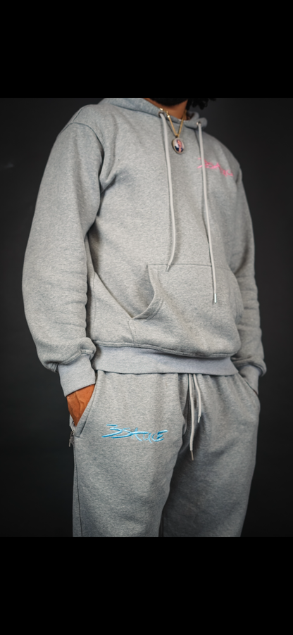 3SAUCE’S signature tracksuit grey